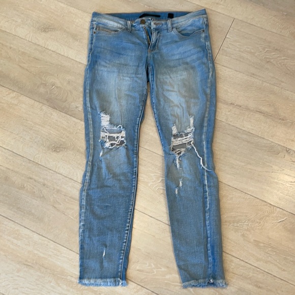 Black Label distressed jeans - Picture 2 of 5